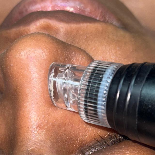 HydraLuxe Facial